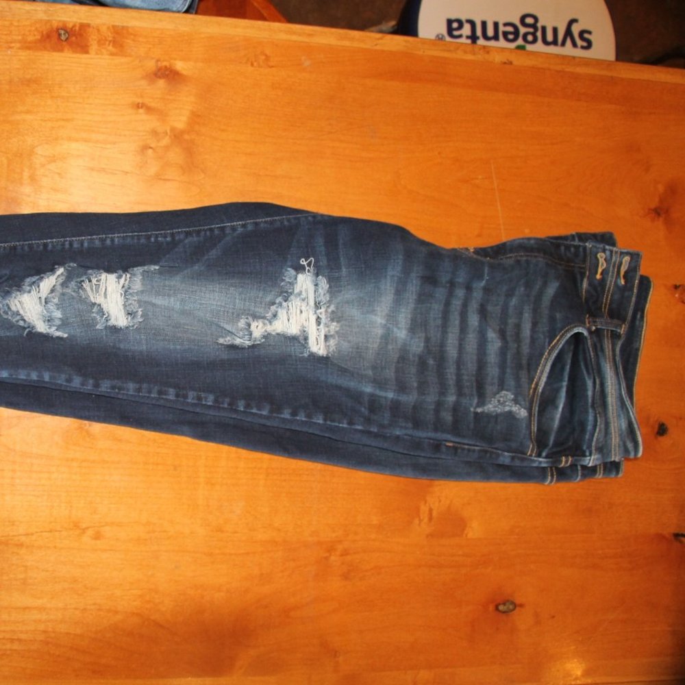 KanCan Distressed Skinny Jeans